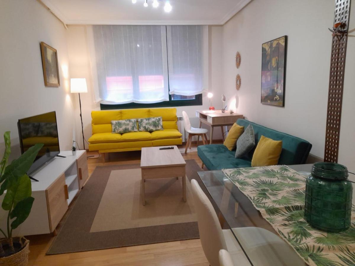 Onís Apartamento Centrico Con Wifi Y Parking De Coche Tamano Medio מראה חיצוני תמונה