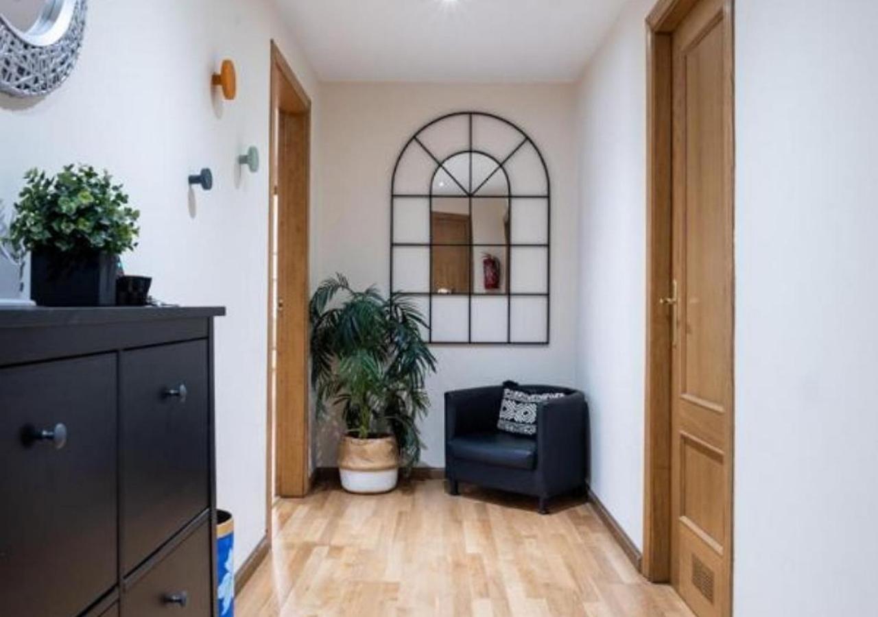 Onís Apartamento Centrico Con Wifi Y Parking De Coche Tamano Medio מראה חיצוני תמונה
