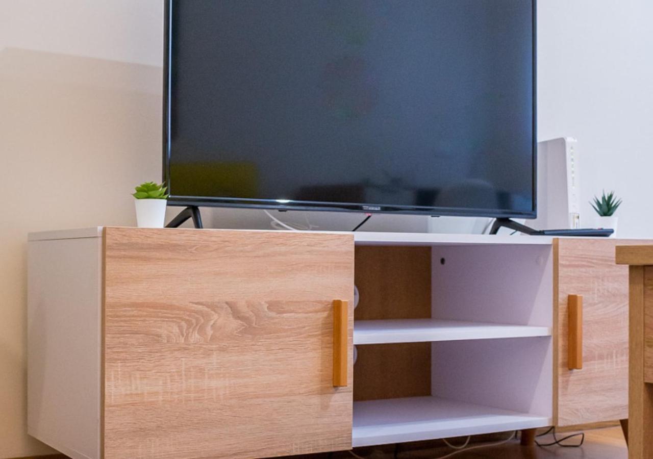 Onís Apartamento Centrico Con Wifi Y Parking De Coche Tamano Medio מראה חיצוני תמונה